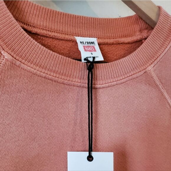 Re/done Hanes Classic Raglan Crewneck Sweatshirt Faded Clay Size Small NWT - Picture 10 of 11